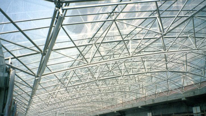 新郑网架公司的黑色压型钢板的吊装步履有哪些